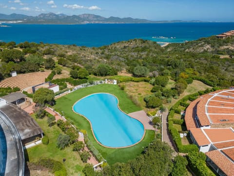 Furniture, Property, Cabinetry, Comfort, Building, Azure, Wood, Lighting, Lamp, Interior Design