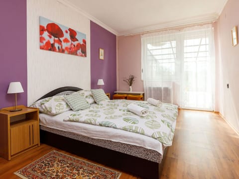 Furniture, Property, Window, Comfort, Wood, Textile, Interior Design, Floor, Flooring, Shade