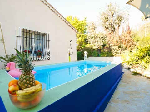 Water, Plant, Property, Azure, Swimming Pool, Building, Window, Shade, Tree, Leisure