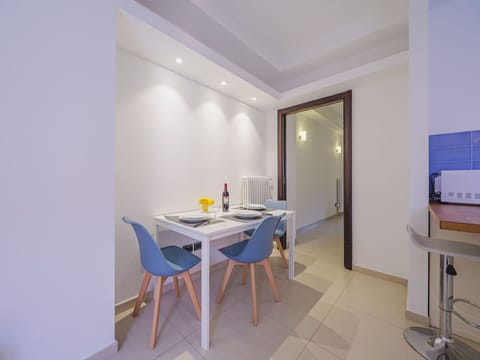 Water, Sky, Building, Window, Swimming Pool, Azure, Shade, Composite Material, Real Estate, Leisure