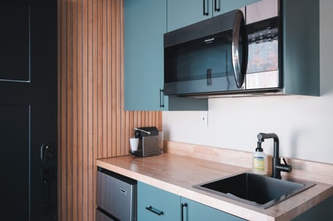 ad901242-8518-4fbf-b9ce-8cabc6db2184