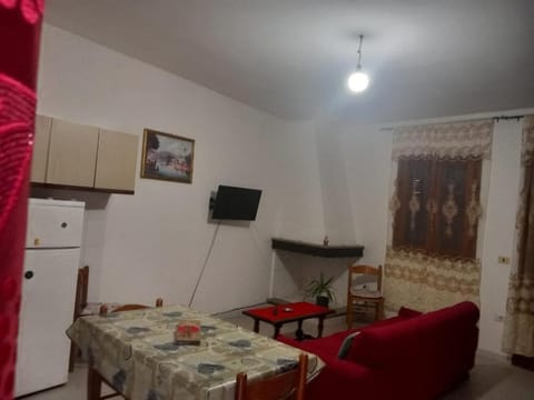 Classic House, 2 Bedrooms, Kitchen | Private kitchen