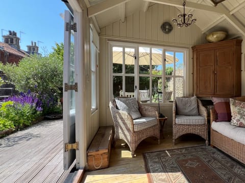 Cottage | Interior