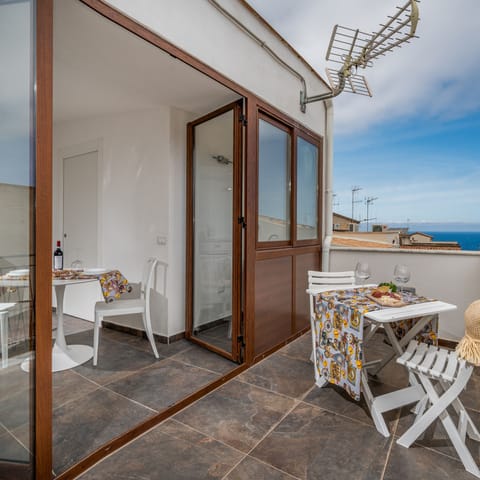 House, Smoking | 2 bedrooms