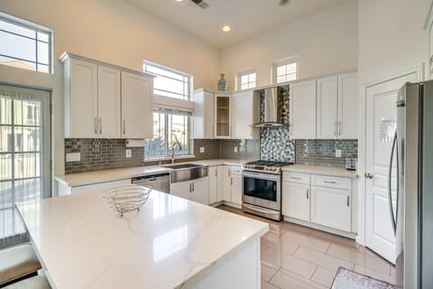 Kitchen | 1st Floor | Keurig Coffee Maker | Toaster | Cooking Basics