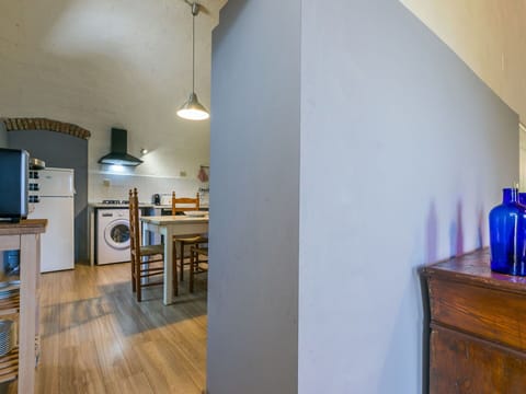 Sky, Plant, Furniture, Plant Community, Table, Natural Landscape, Chair, Land Lot, Outdoor Furniture, Tree