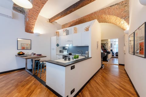 Family Apartment, 2 Bedrooms, Microwave (Charming Apartment Next To Genoa's) | Private kitchenette | Espresso maker