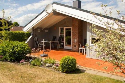 Holiday Home Exterior [summer]