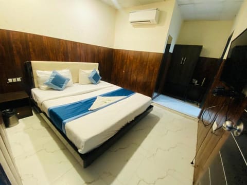 Double Room | Soundproofing, free WiFi