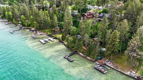 Osprey Cabin, North Flathead Lake at Somers Bay
