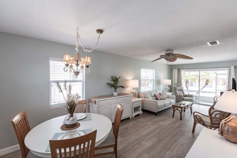 001 Living Area