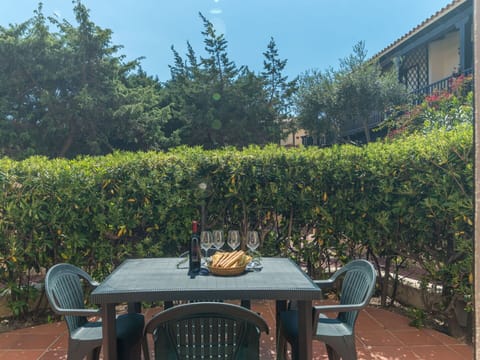 Table, Furniture, Plant, Sky, Property, Chair, Nature, Leaf, Botany, Outdoor Furniture