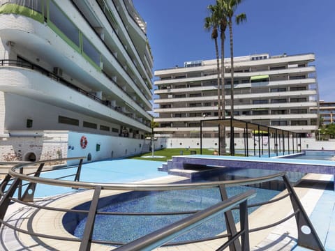 Swimming Pool, Apartment, Condominium, Composite Material, Hotel, Shade, Headquarters, Brutalist Architecture