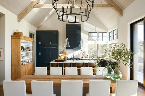 Host a beautiful dinner seated indoors - seats 10