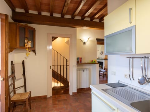 Property, Cabinetry, Furniture, Building, Kitchen Appliance, Wood, Drawer, Gas Stove, Countertop, Interior Design