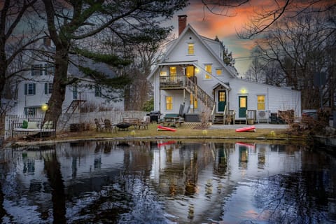 Enjoy the beautiful backyard, boarding on Somes Brook, and wildlife sanctuary 