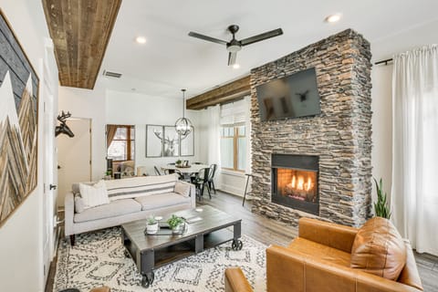 Blowing Rock Vacation Rental | 3BR | 3BA | Steps Required | 1,551 Sq Ft