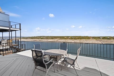 Lake view dining