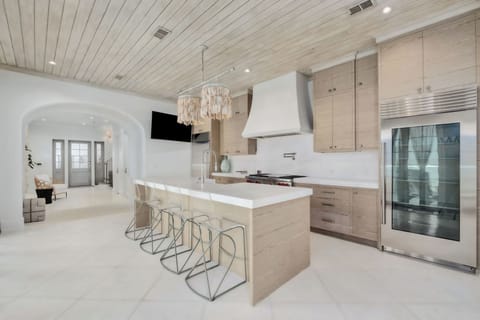 2024 Devonshire West (27)