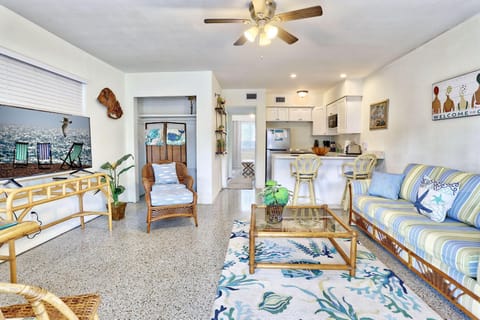 Condo, 1 Queen Bed with Sofa bed (Beach Quarters #3) | Living area | TV