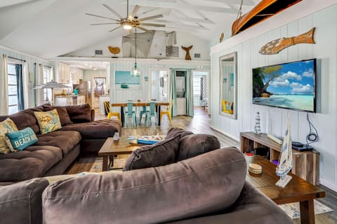 House, Multiple Beds (Beach Life 3) | Living area | TV