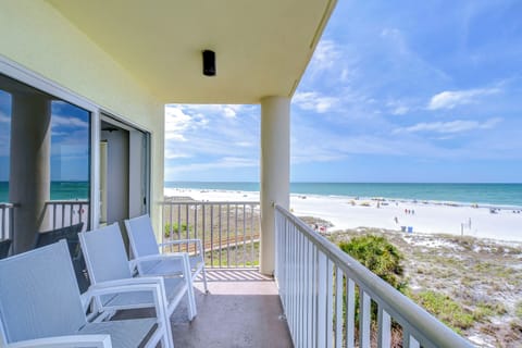Private Balcony, Full Gulf View 4th floor Corner unit