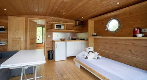 Toue Cabanée 4/5 people - (Anchorage Boat ) | Living area