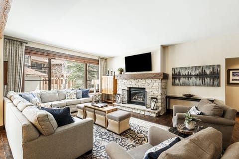 Mountain modern condo in the Silver Star community