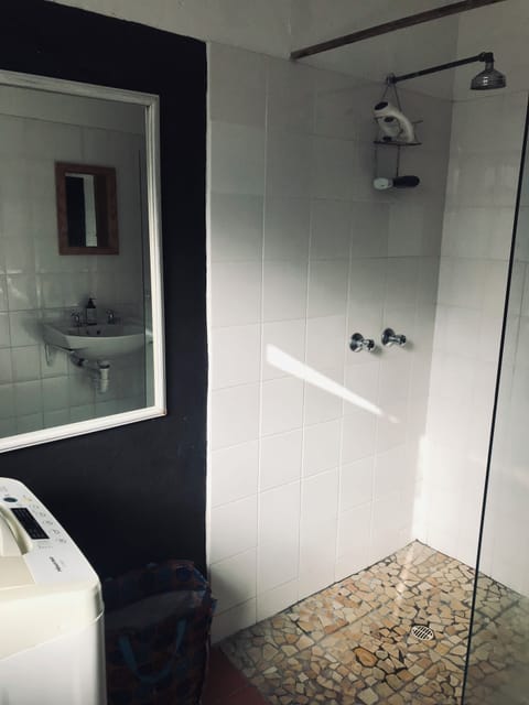 Basic Twin Room | Bathroom | Hair dryer