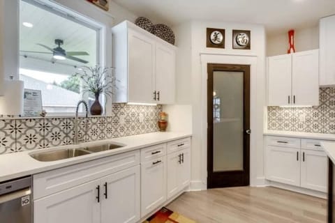 Roomy kitchen for big family