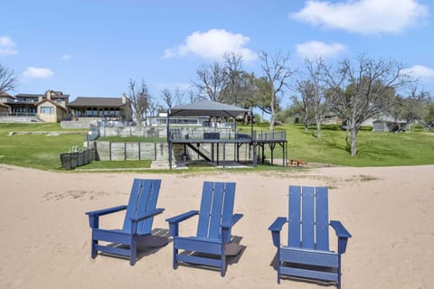 Enjoy your time on the sun deck, lounging chairs, picnic table, or up by the pool