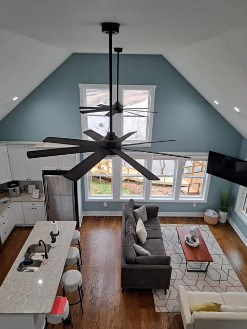 Open floor Plan - Main living