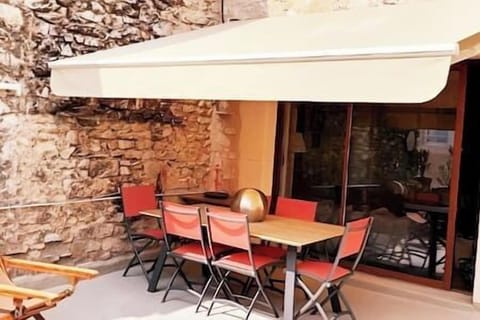 2c690d59-4eac-4de7-b914-9d5dfb600fad