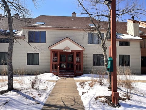 Unit#200- Facing Mount Snow