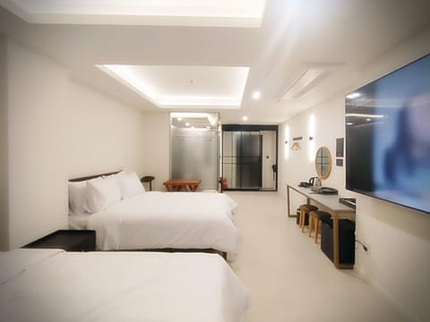 Premium bedding, pillowtop beds, individually decorated