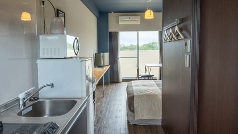 Basic Double Room | Desk, laptop workspace, WiFi (free)
