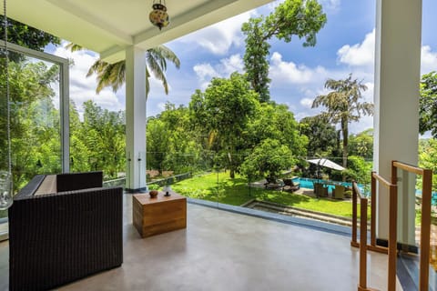 Deluxe Suite | Terrace/patio