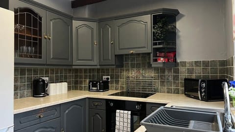 The Deeside - Buckley - Outlooks Accommodation