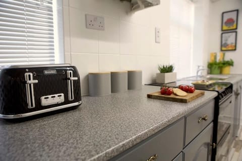 The Flintshire - Kitchen