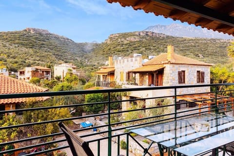 Mountain View – Stunning views of the Taygetos mountains from the property.