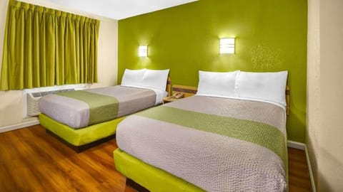 Standard Room | Free WiFi, bed sheets