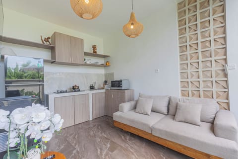 Family Villa, 2 Bedrooms, Kitchen, Garden View | Living room