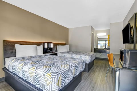 Free WiFi, bed sheets, alarm clocks