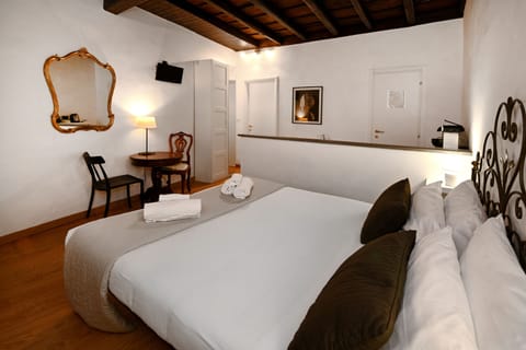 Comfort Double or Twin Room, Courtyard View | Free WiFi