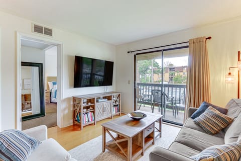 Hilton Head Island Vacation Rental | 2BR | 2BA | 888 Sq Ft | Stairs Required
