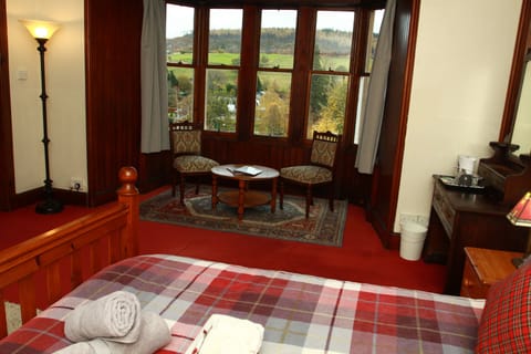 Superior Room, Valley View | Individually decorated, individually furnished, laptop workspace