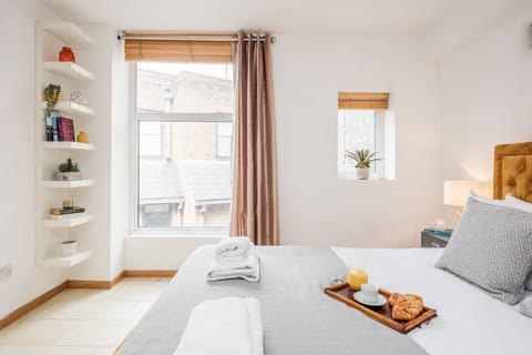Egyptian cotton sheets, premium bedding, memory foam beds, soundproofing