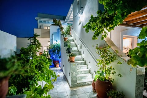 Apartment, 1 Bedroom, Balcony | Property entrance