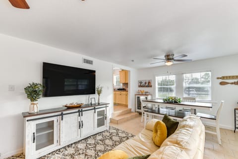 Waco Vacation Rental | 3BR | 2BA | 1,200 Sq Ft | Stairs Required to Enter