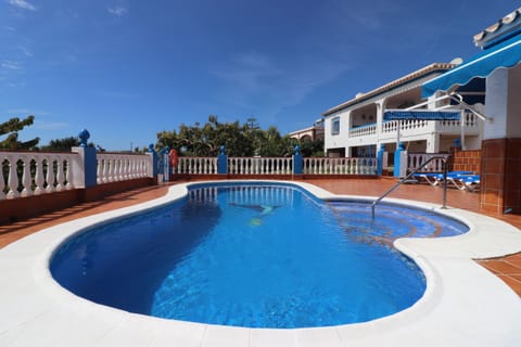 Private pool